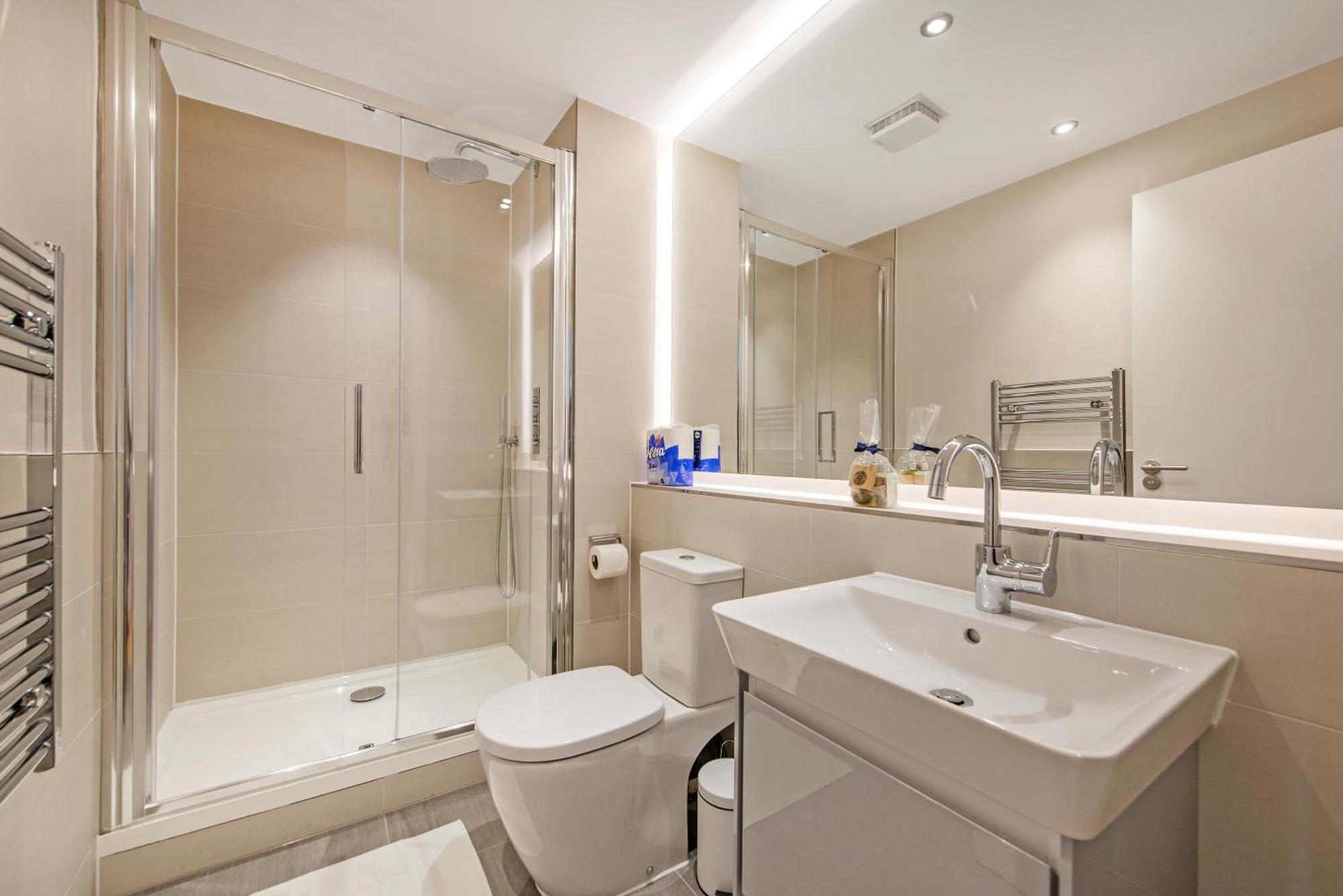 Farringdon Serviced Apartments By Lovelystay London Bagian luar foto